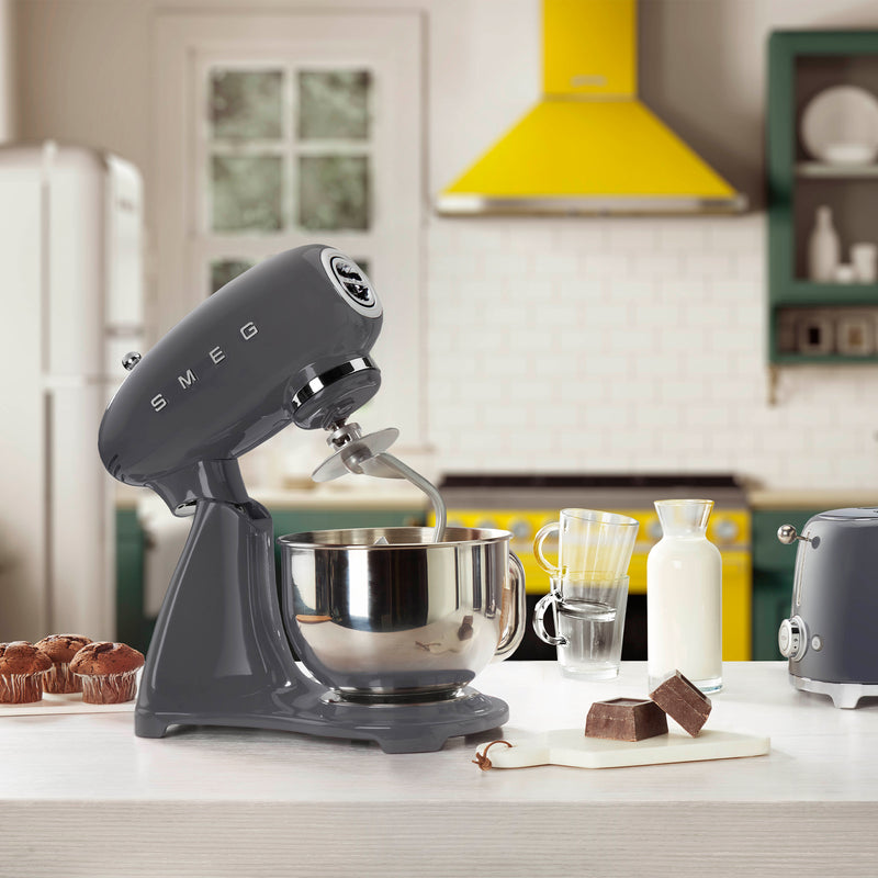 Smeg - Küchenmaschine SMF03