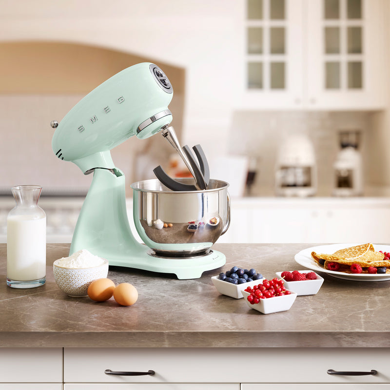 Smeg - Küchenmaschine SMF03