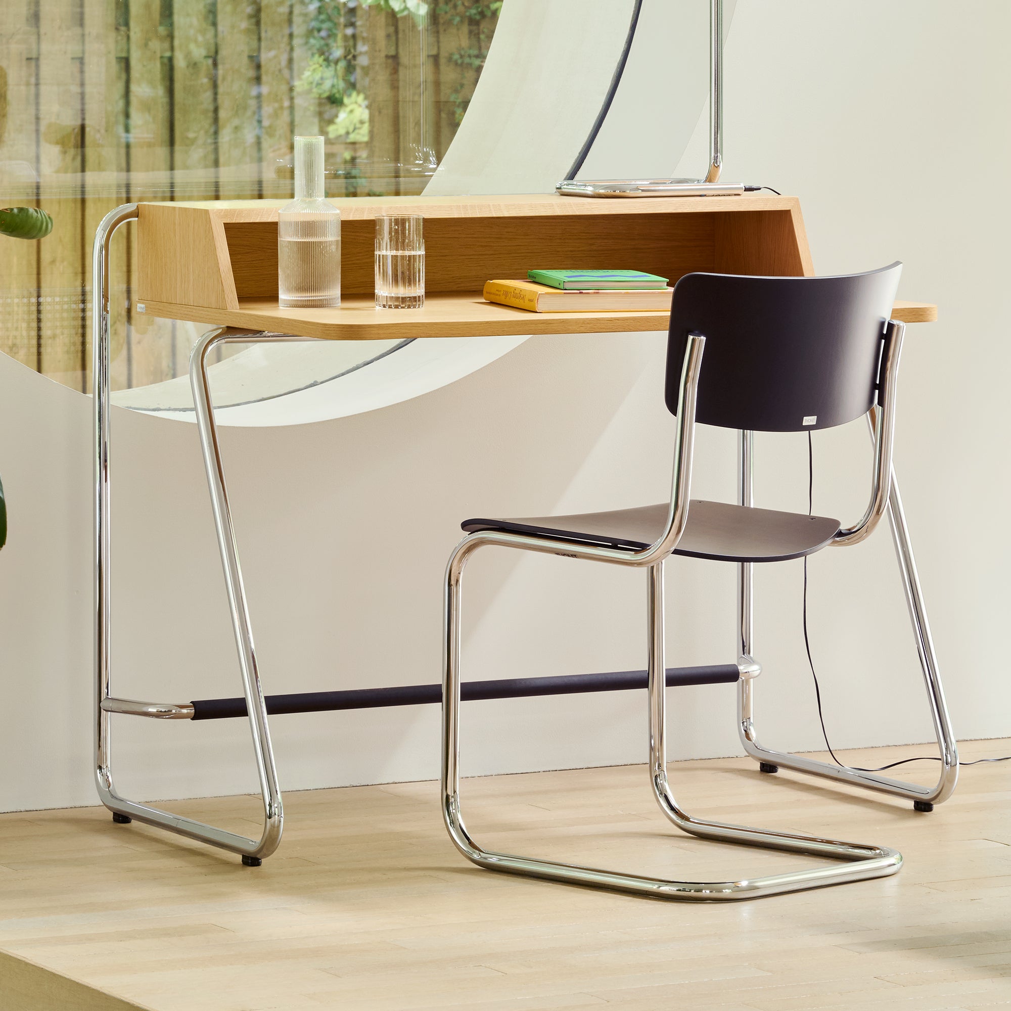 Thonet - S 43 Freischwinger Chrom | schwarz / Chrom