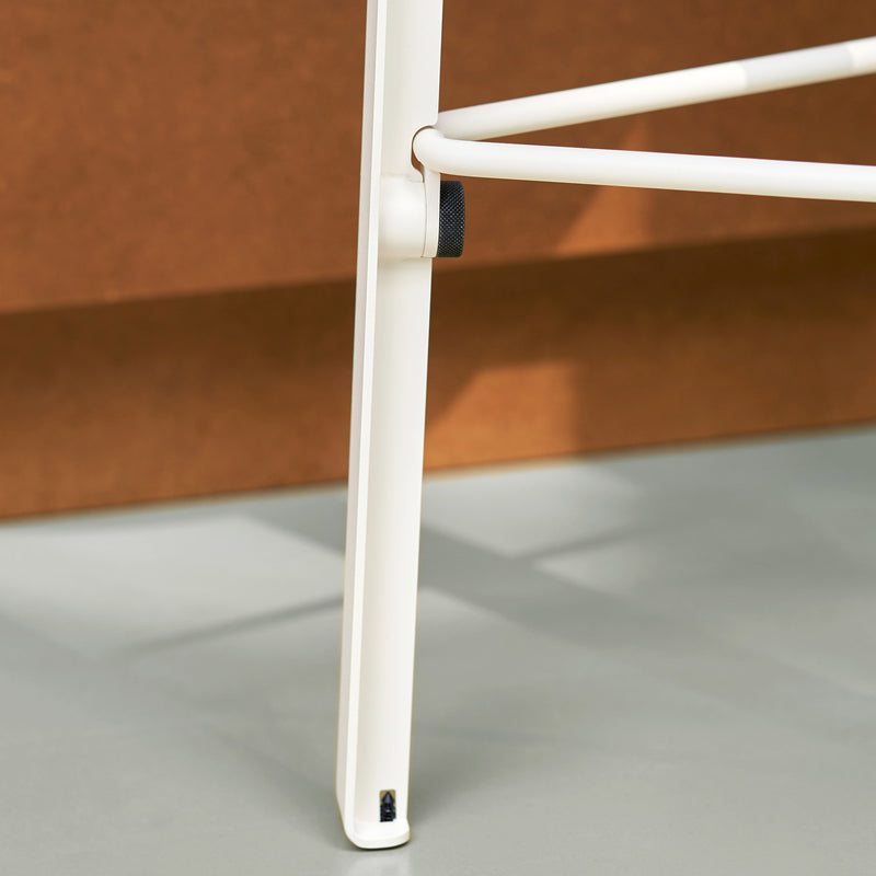TipToe - Lou Hocker Eiche