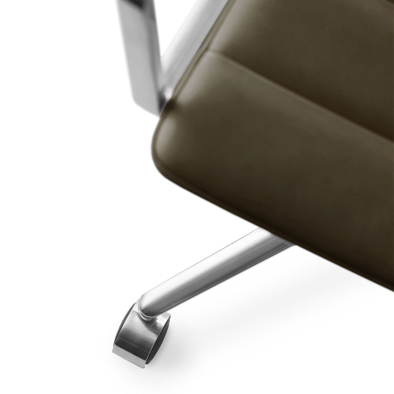Vipp - 452 Drehstuhl | Rollen / Leder bosco grün / Aluminium poliert