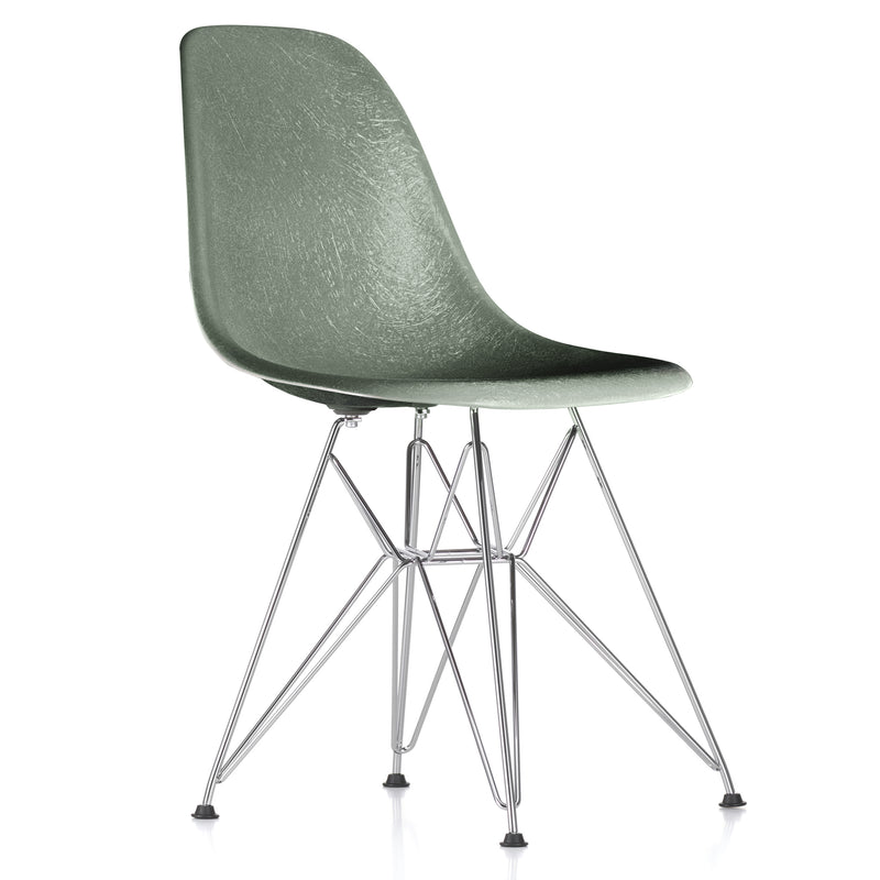 Vitra - Eames Fiberglass Side Chair DSR | Sea Foam Green / glanzchrom