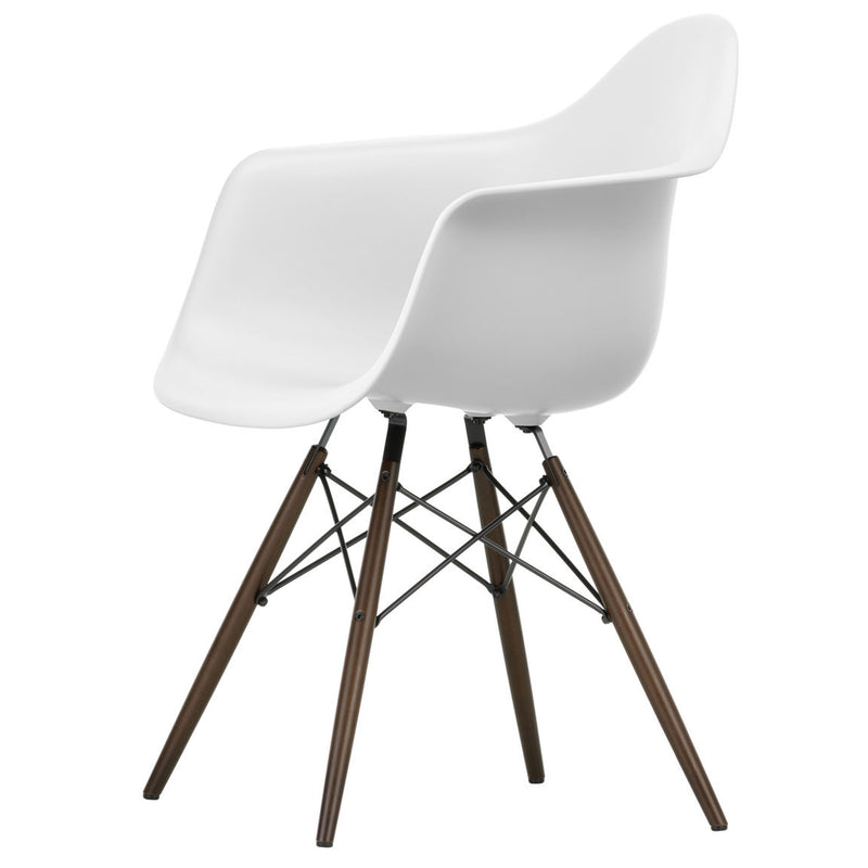 Vitra - Eames Plastic Armchair DAW RE | cotton weiß RE / Ahorn dunkel 