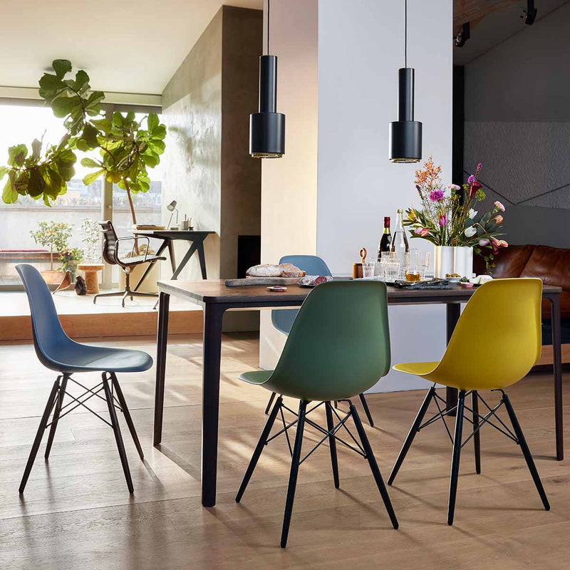 Vitra - Eames Plastic Side Chair DSR Set