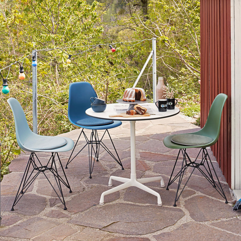 Vitra - Eames Plastic Side Chair DSR Set