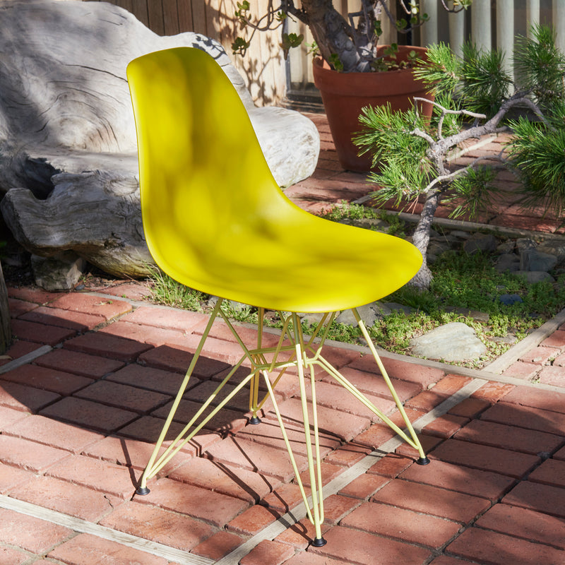Vitra - Eames Plastic Side Chair DSR Set