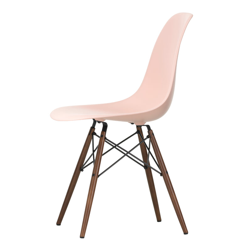 Vitra - Eames Plastic Side Chair DSW RE | zartrosé RE / Ahorn dunkel 