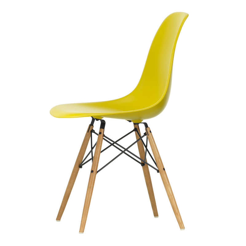Vitra - Eames Plastic Side Chair DSW RE | senf RE / Esche honigfarben