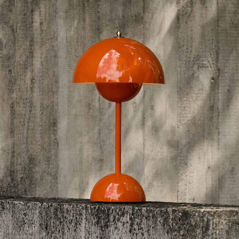&amp;Tradition - Flowerpot Akku Tischleuchte VP9 | zesty orange