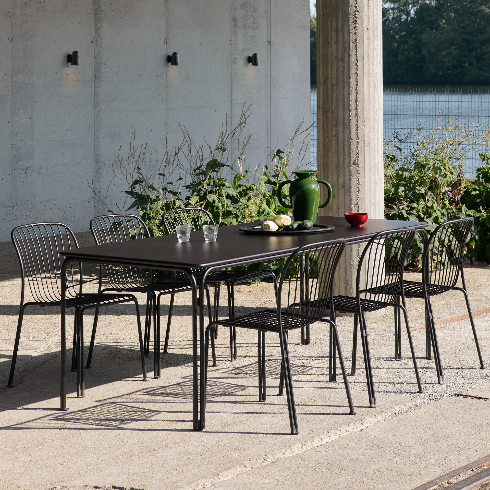 &amp;Tradition - Thorvald SC99 Gartentisch | warm schwarz