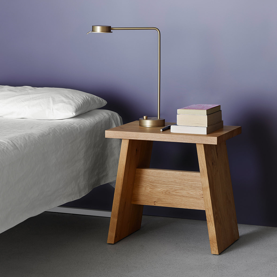 e15 - Langley Hocker | eiche