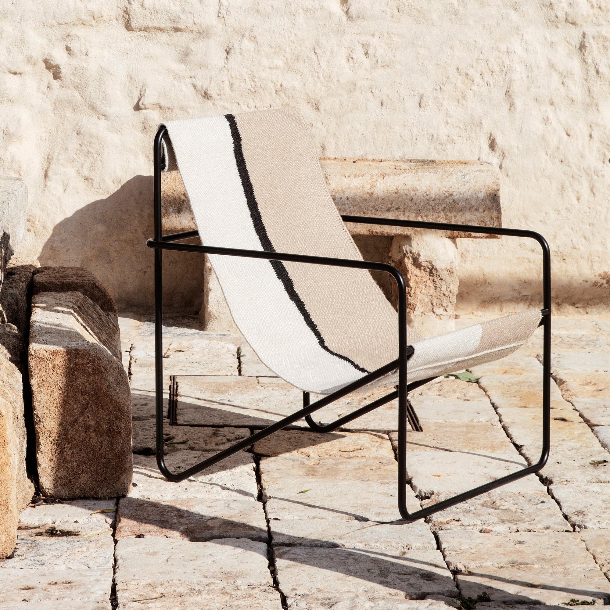 Ferm Living - Desert Lounge Chair | schwarz/soil