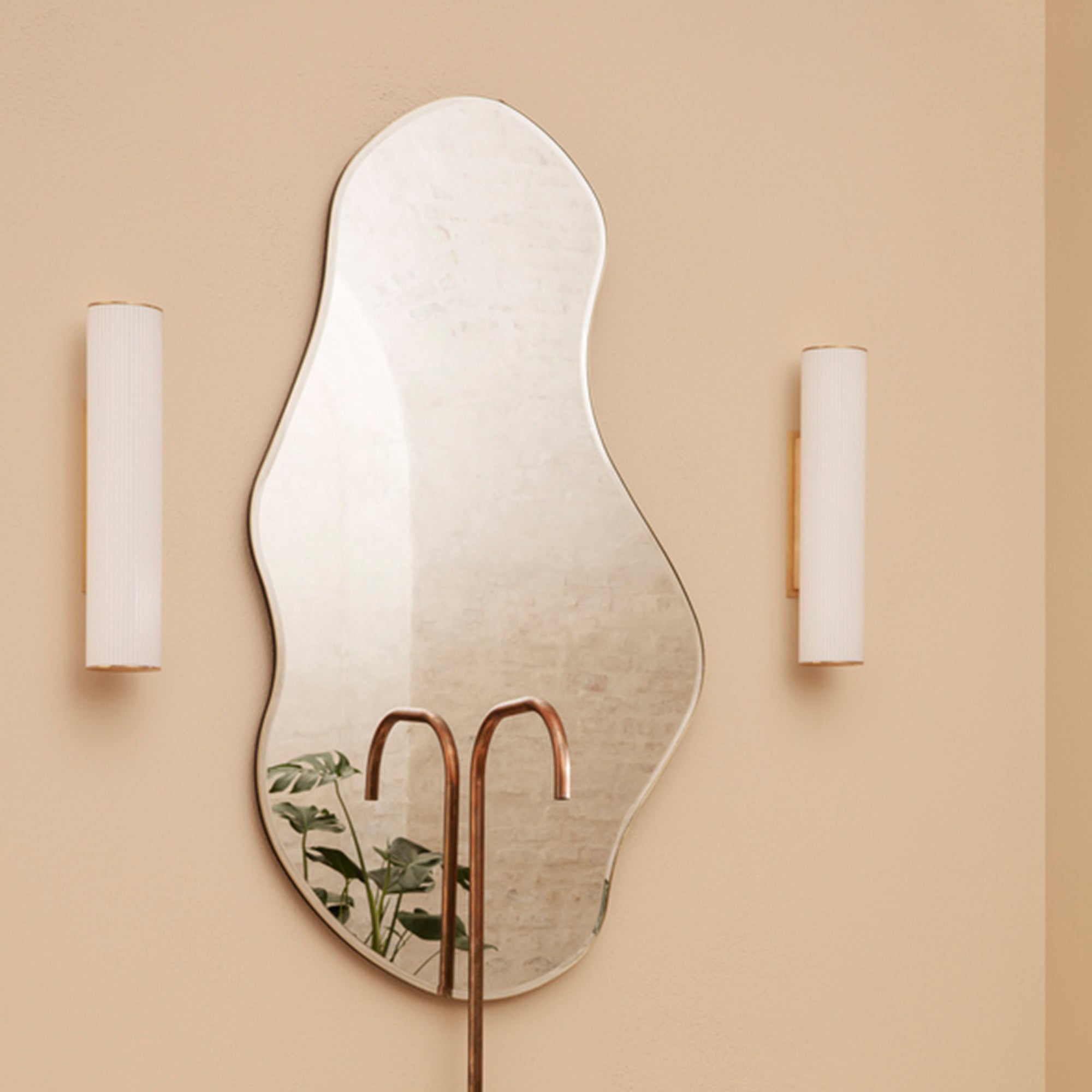 Ferm Living - Vuelta LED Wandleuchte