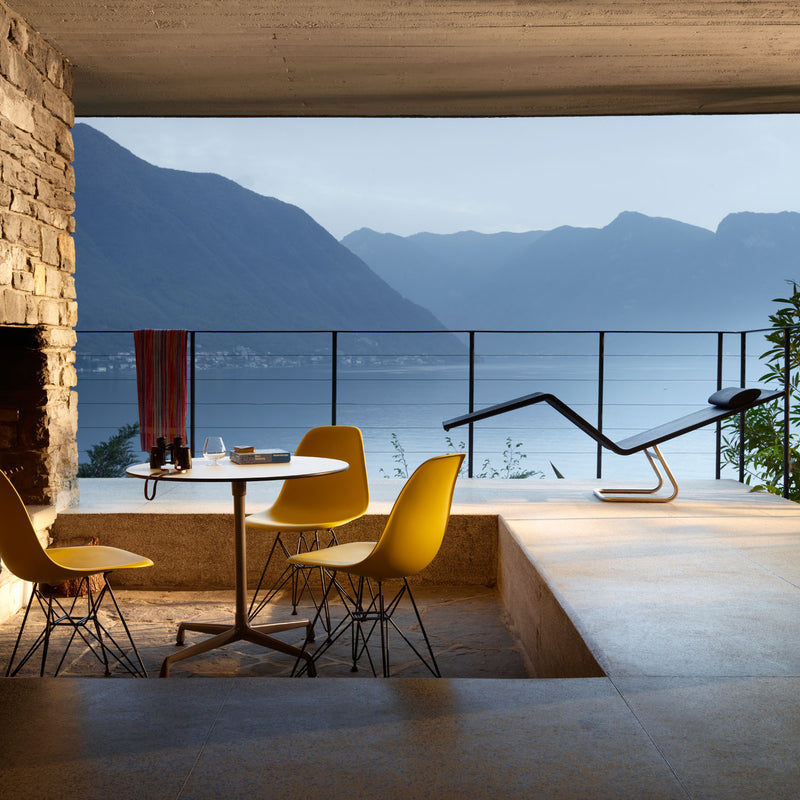 Vitra - Eames Plastic Side Chair DSR RE