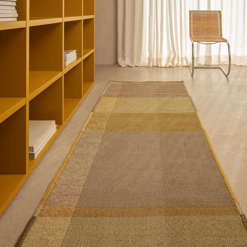 nanimarquina - Nuance Wollteppich | 80 x 240 cm / lime